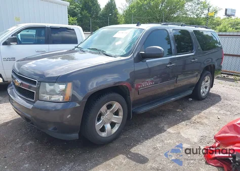 2010 Chevrolet Suburban 1500 Lt1 z USA, uszkodzony, nr VIN 1GNUCJE02AR101116
